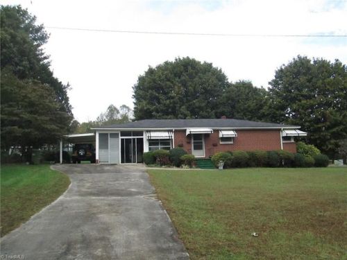 3778 Swicegood Rd, Linwood, NC 27299-9009