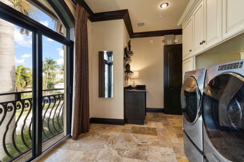 1061 Gulfstream Way, West Palm Beach FL  33411-1816 exterior