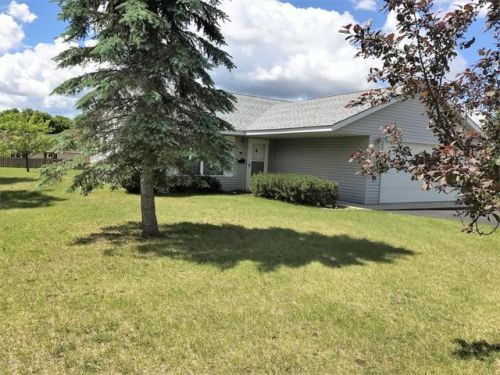 1117 King Ave, Wadena, MN 56482-2211
