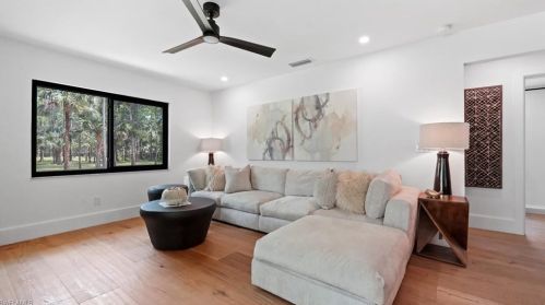5345 Hawthorn Woods Way, Naples FL  34116-5023 exterior