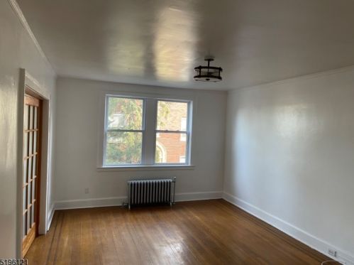 55 Grove St, Montclair NJ  07042-3700 exterior