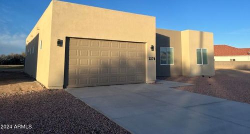 1278 Calle Tuberia, Casa Grande AZ  85194-8768 exterior