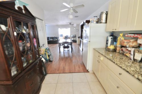 4010 Gdn Ave, West Palm Beach FL  33405-2578 exterior