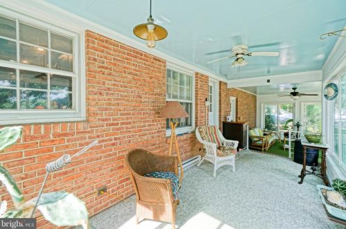 126 Lakeside Dr, Laurel DE  19956-1144 exterior