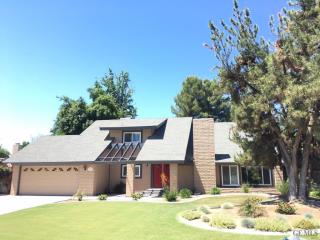 1501 Loring Run, Bakersfield CA  93309-3557 exterior