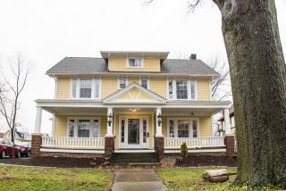 1268 West Blvd, Cleveland OH  44102-1709 exterior