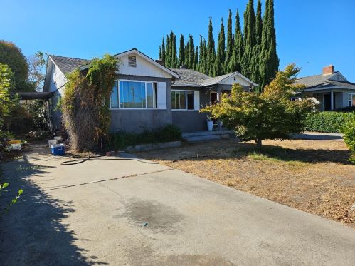 15400 Herring Ave, San Jose, CA 95124-3432