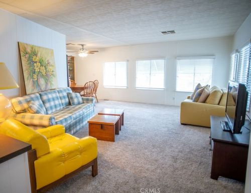 6213 Golden Sands Dr, Long Beach, CA 90803-2316