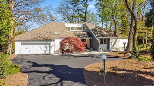 621 Pinebrook Blvd, New Rochelle, NY 10804-3432