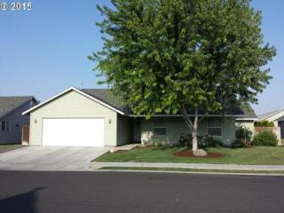 1315 7th St, Hermiston, OR 97838-2395
