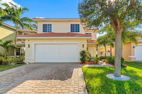 6384 Adriatic Way, West Palm Beach, FL 33413-1084