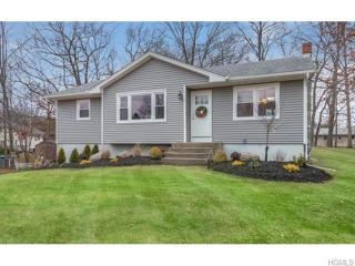 124 Edinburgh Rd, Middletown, NY 10941-1730