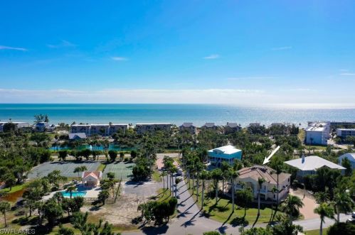 2239 Starfish Ln, Sanibel, FL 33957-6124