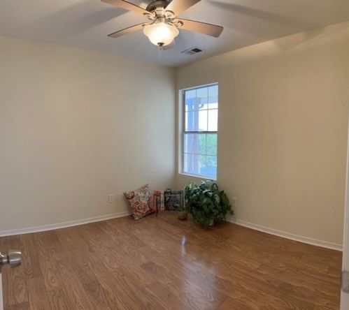 2310 Paradise Ct, Hollister CA  95023-8035 exterior