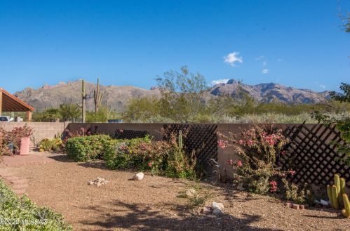 6534 Sun Bluff Dr, Tucson, AZ 85704-6962