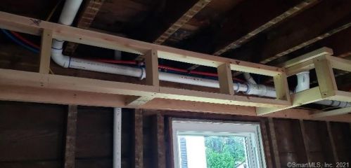 197 Vauxhall St, United States Coast Guard Ac CT  06320-3823 exterior