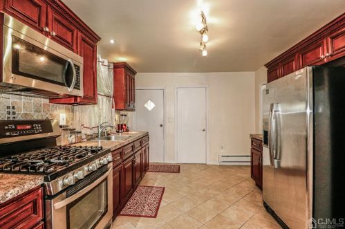 229 Delmore Ave, South Plainfield NJ  07080-3207 exterior