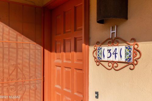 1341 Fort Lowell Rd, Tucson, AZ 85719-2200