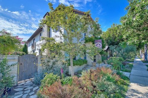 109 Park Ave, Long Beach, CA 90803-3150