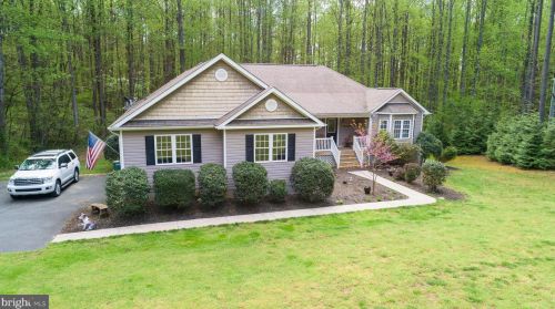 455 Lake Forest Dr, Mineral, VA 23117-4696