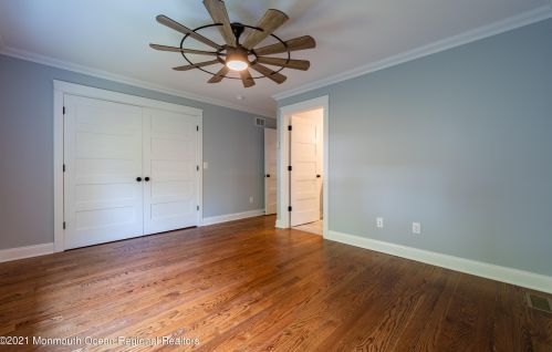 803 Leonardville Rd, Leonardo NJ  07737-1335 exterior