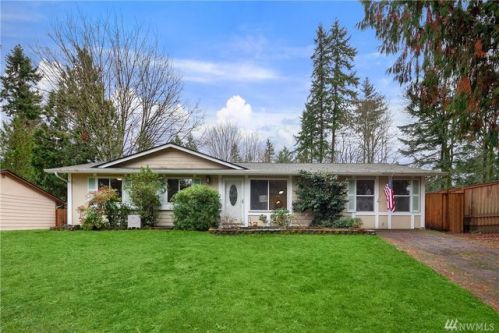 14258 146 Pl, Seattle WA  98059-5505 exterior