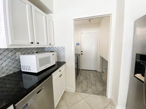 30422 Daisy Ct, Santa Clarita CA  91384-3779 exterior