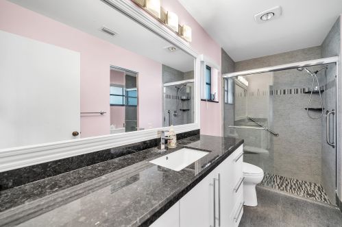 6376 Kings Gate Cir, Delray Beach FL  33484-2429 exterior