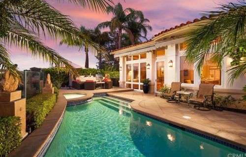 3 Monterey Pine Dr, Newport Beach, CA 92657-1526
