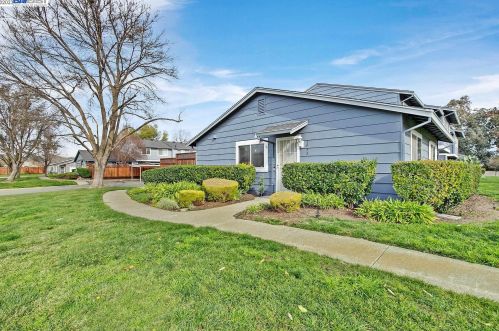 1953 Monterey Dr, Livermore CA  94551-7110 exterior