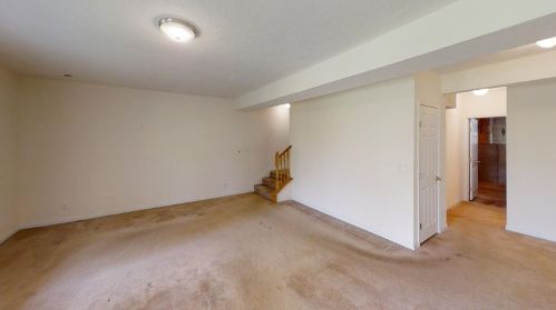 153 Wellington Dr, Florence KY  41042-7719 exterior