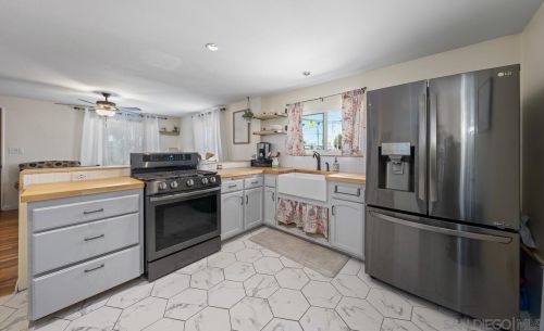 540 24 St, National City CA  91950-7007 exterior