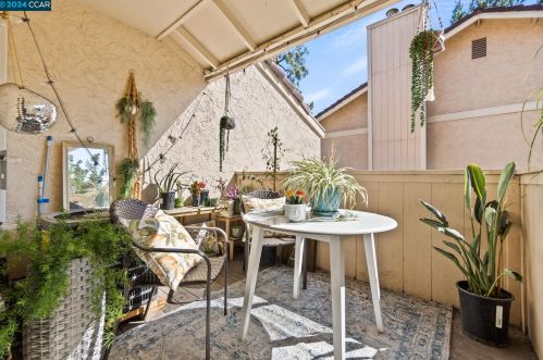 2278 Alexian Dr, San Jose CA  95116-1923 exterior