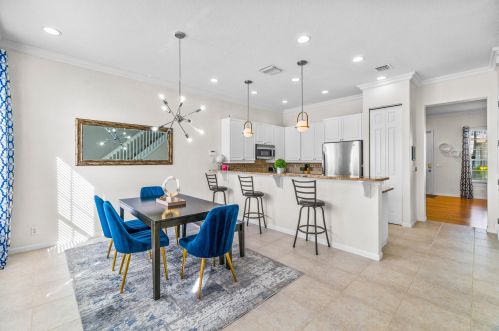 398 25th Ave, Boynton Beach FL  33426-8790 exterior