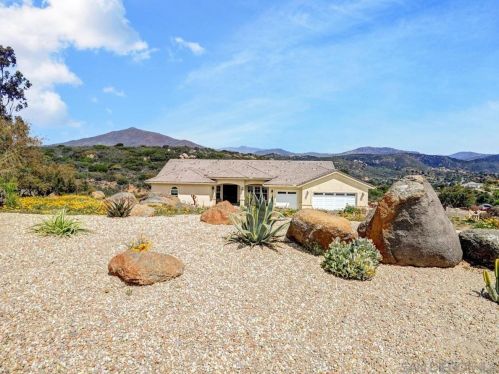 2972 Firebrand Dr, Alpine, CA 91901-3185