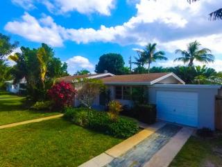 334 4th St, Boca Raton FL  33432-3723 exterior