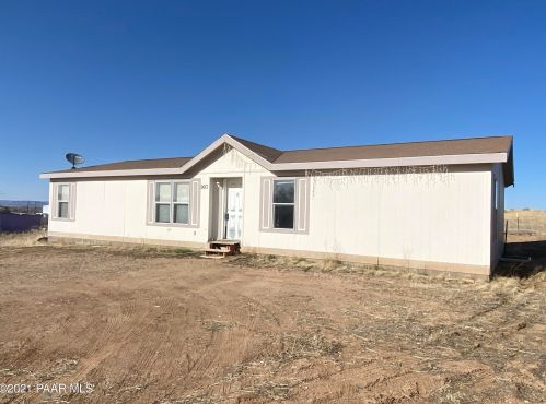 2017 Shoshone Dr, Chino Valley, AZ 86323-7111