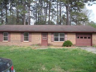 522 Oci Dr, Jacksonville, NC 28540-9047