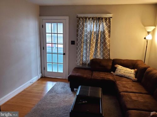 21 North Ave, Wilmington, DE 19804-1852