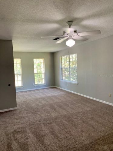 7925 Canyon Lake Cir, Orlando FL  32835-8206 exterior