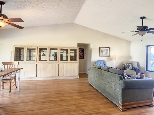 2115 Addison St, Fort Pierce FL 34984-4708 exterior