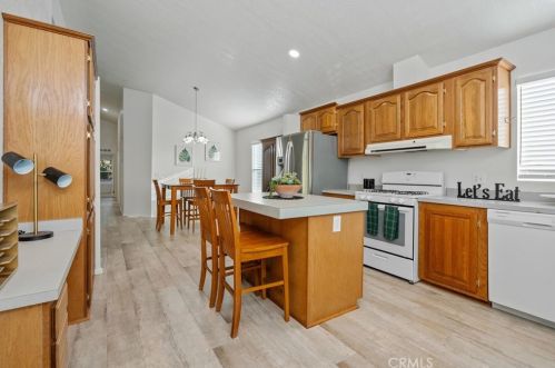 20077 Summit View Ct, Santa Clarita CA  91351-5709 exterior