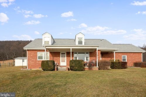 1067 Cottontown Rd, Strasburg, VA 22657-4217