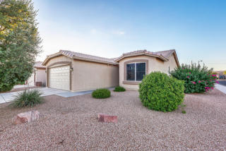 1484 Las Colinas Dr, Chandler, AZ 85249-4219