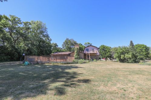 5963 107th St, Kenosha, WI 53158-3413