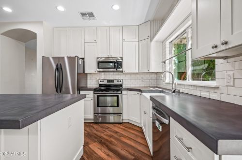 4517 Firestone Dr, Chandler, AZ 85249-7382