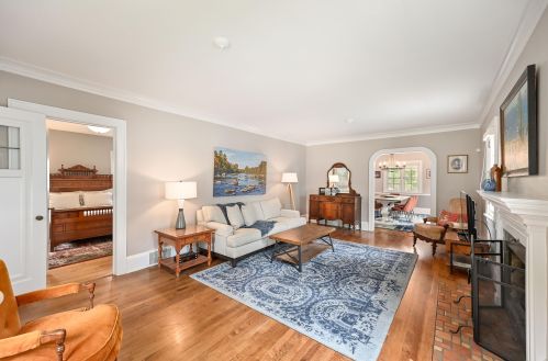 2424 82, Milwaukee WI 53213-1019 exterior