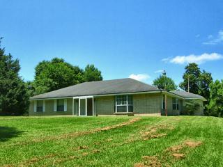 607 Beech St, Woodville, TX 75979-4333