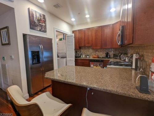 7716 Kennedy Blvd, North Bergen NJ  07047-4178 exterior