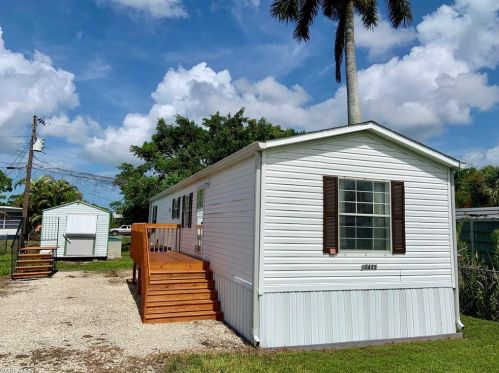 10435 Wood Smoke St, Saint James City, FL 33956-3238